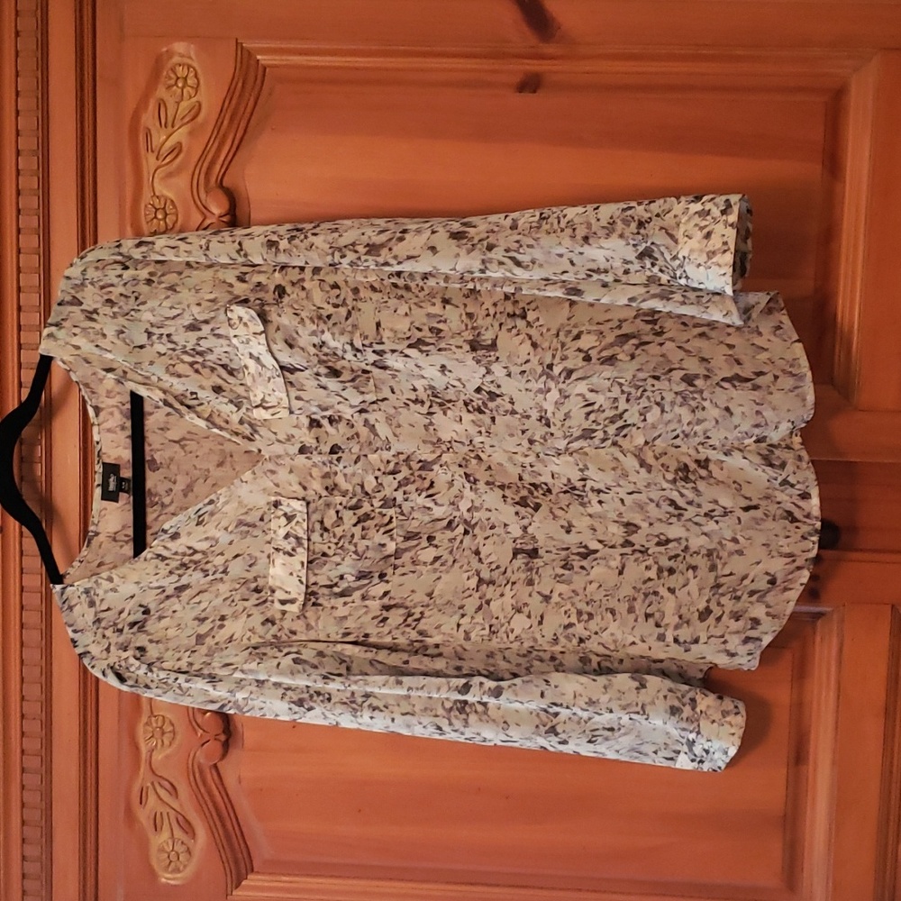 Ladies long sleeve print blouse